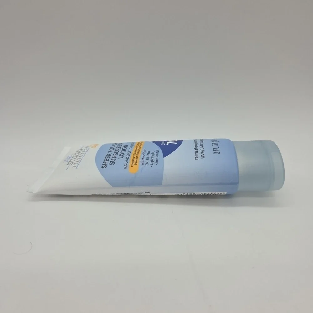Lot 3 STUDIO SELECTION Sheer Touch Sunscreen Lotion w Broad Spectrum SPF 70 3 oz